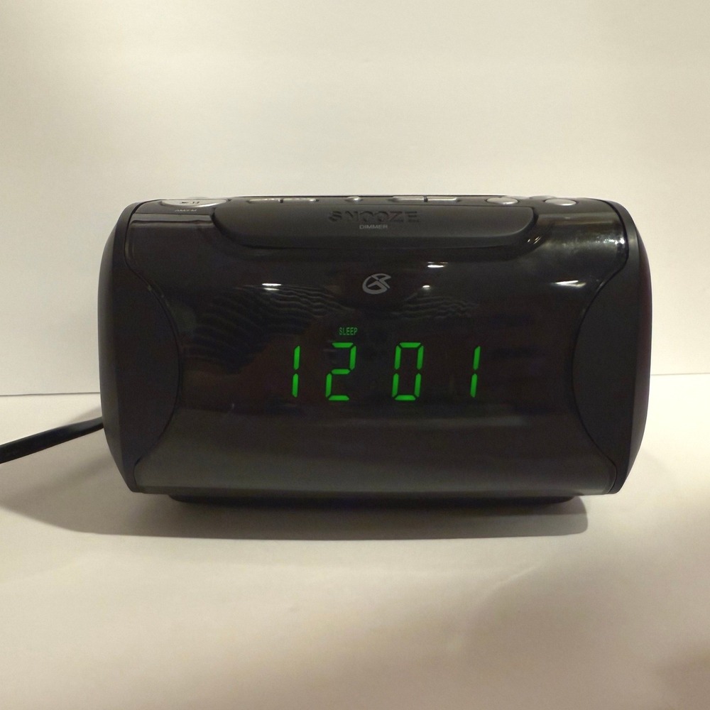 GPX CD Player Clock Radio AM/FM Dual Alarm USB Charging Port Tested Works Black